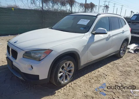 2014 BMW X1 xDrive28I z USA, uszkodzony, nr VIN WBAVL1C55EVY22729